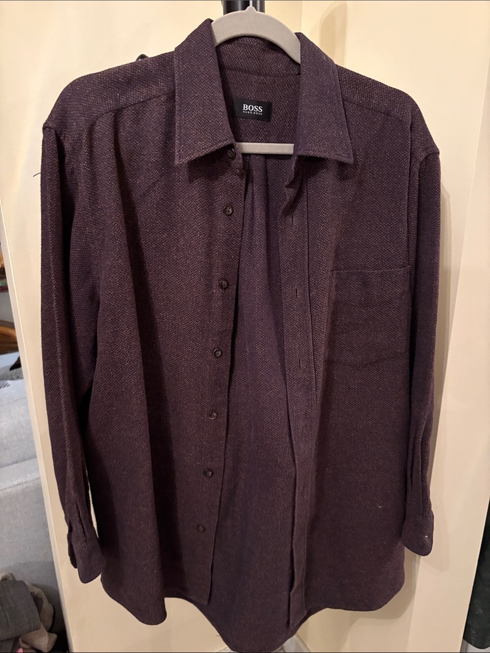 Hugo Boss Men's Long Sleeve Button-Down Shirt in Dark Brown /Plum